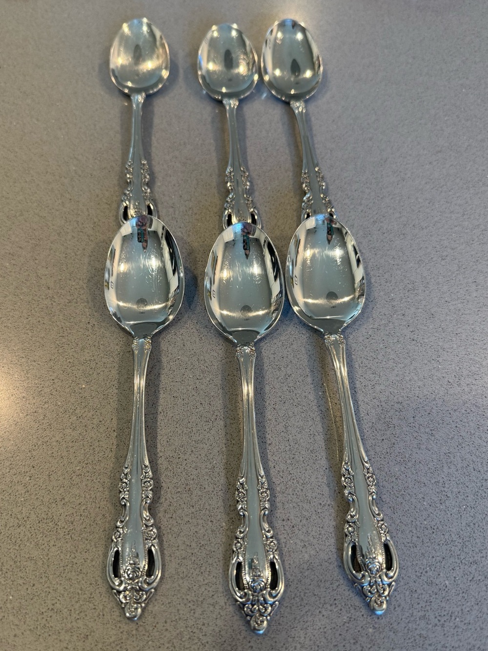 Oneida Brahms Soup Spoons - Set of 6